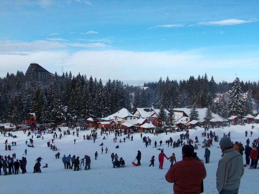 Peste Un Milion De Turisti Au Fost InregistraÅ£i In Poiana Brasov De La Inceputul Sezonului De DouÄƒ Ori Mai MulÅ£i FaÅ£Äƒ De Iarna TrecutÄƒ