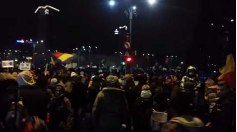 Circa 500 000 De Oameni Au Iesit In StradÄƒ In A Cincea Zi De Proteste Participare Record In CapitalÄƒ Peste 170 000 De Persoane Video