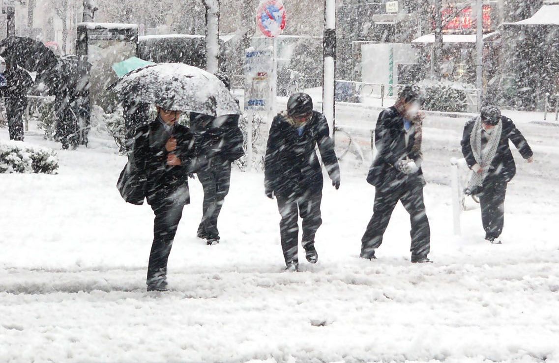 Prognoza Meteo Pentru Perioada 25 Decembrie 7 Ianuarie Se AnunÅ£Äƒ Ninsori Cum Va Fi Vremea De Revelion