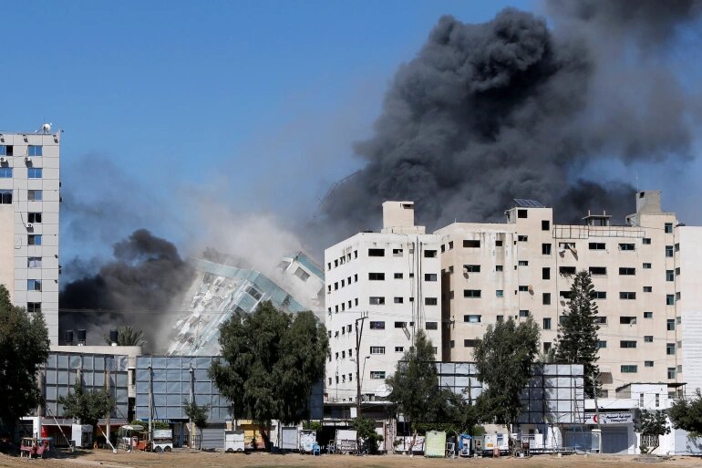 Armata israeliană atac asupra Associated Press şi Al Jazeera