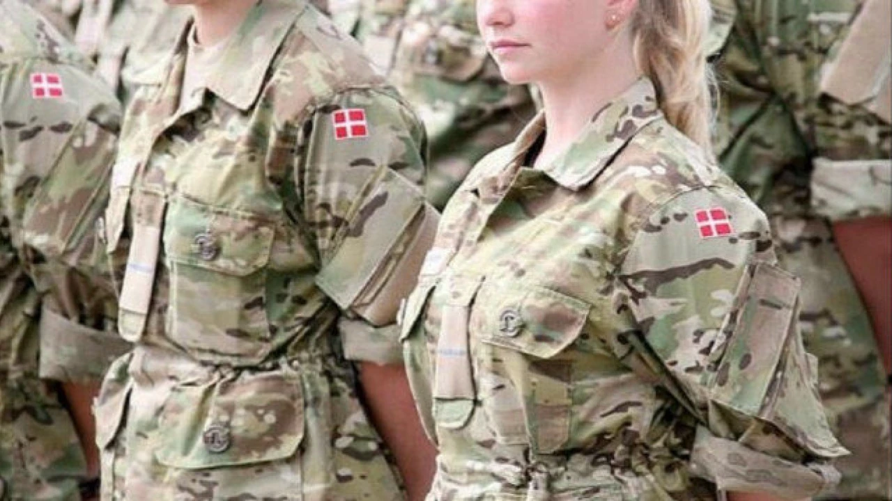 Danemarca prelungeşte stagiul militar obligatoriu şi începe recrutarea femeilor