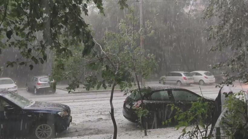 Alertă meteo pentru toată România. Ploi torenţiale şi vânt puternic VEZI HARTA ANM